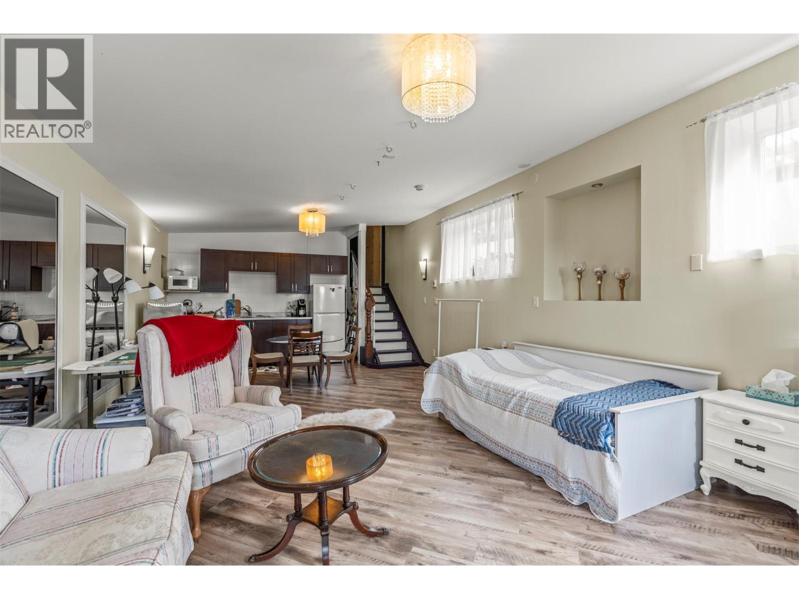 4105 Pleasant Valley Road, Vernon, British Columbia  V1T 4M1 - Photo 11 - 10391440