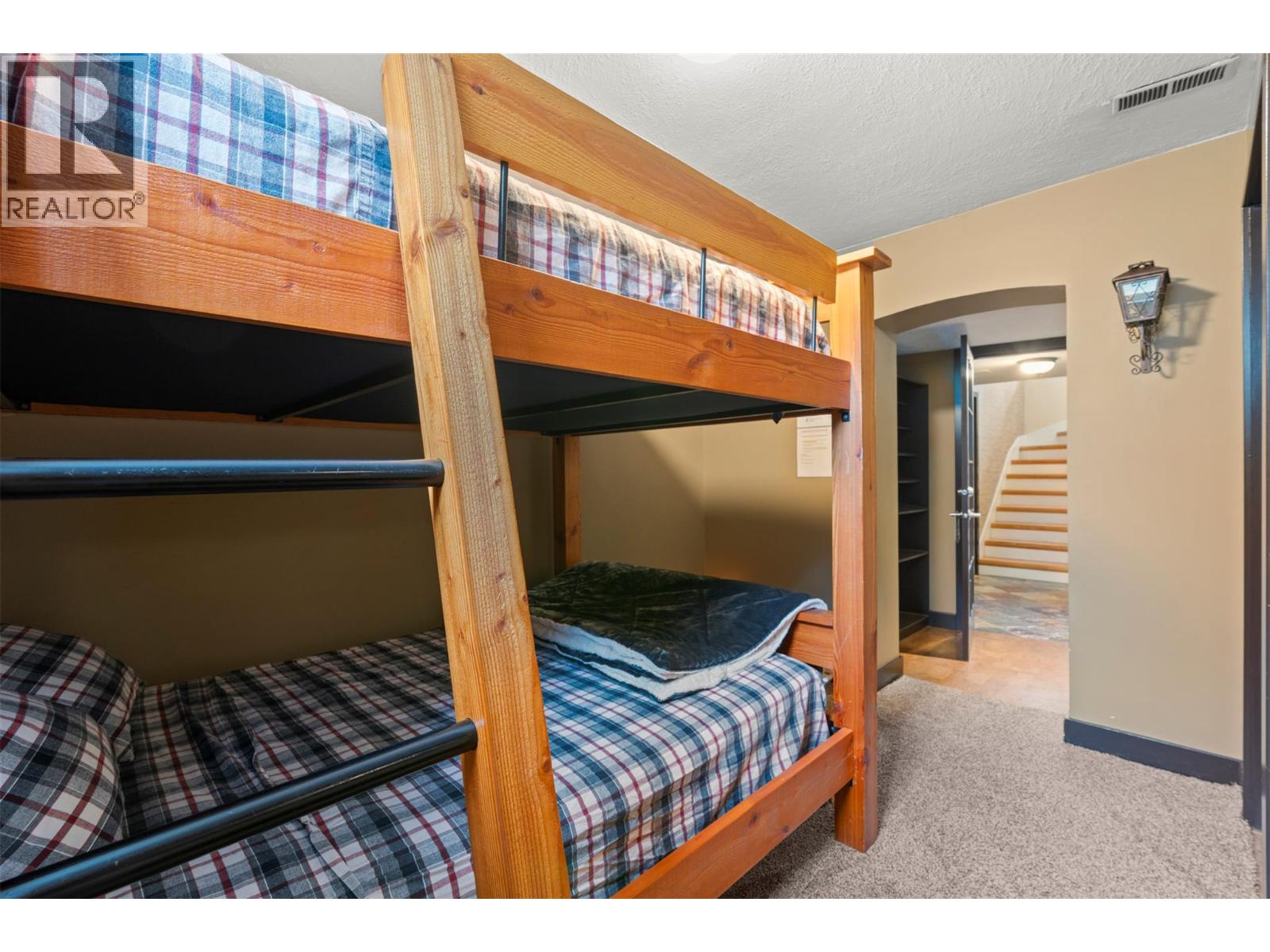 4105 Pleasant Valley Road, Vernon, British Columbia  V1T 4M1 - Photo 54 - 10391440