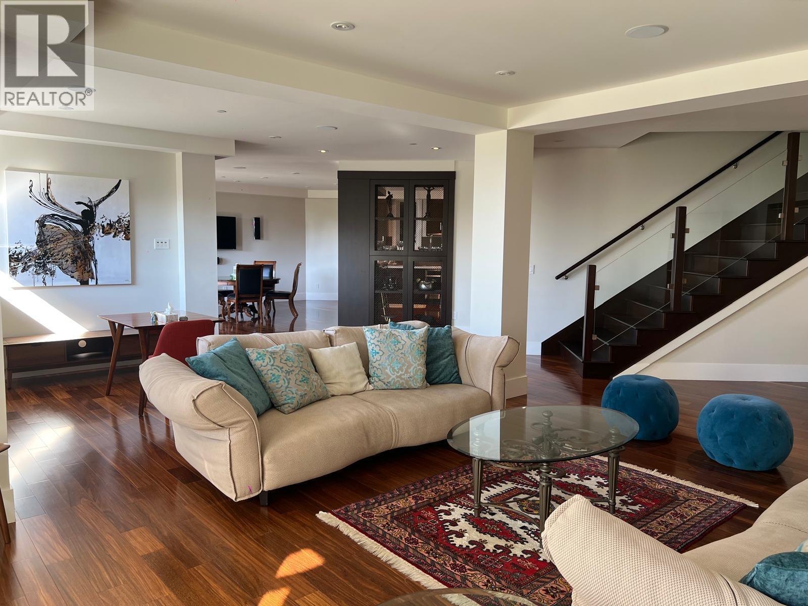 1355 WHITBY ROAD, West Vancouver