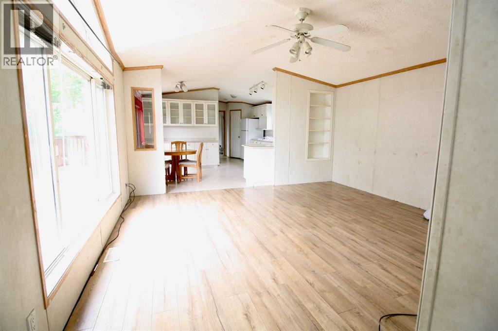 9810 102 Street, High Level, Alberta  T0H 1Z0 - Photo 3 - A2329848