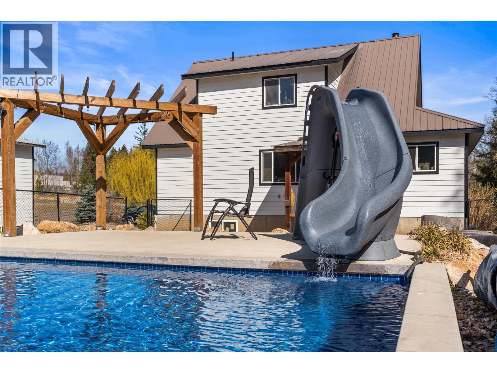 4150 20 Avenue SE, Salmon Arm, British Columbia  V1E 1X9 - Photo 13 - 10389959