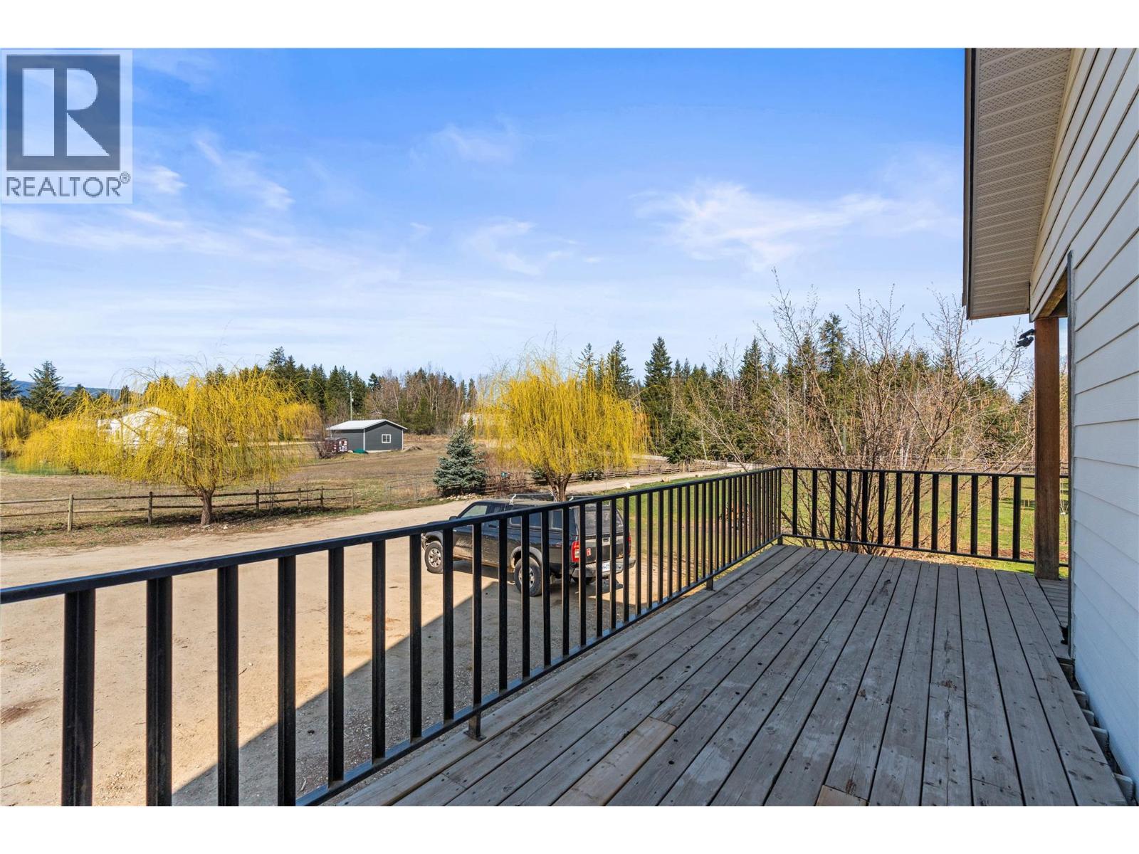 4150 20 Avenue SE, Salmon Arm, British Columbia  V1E 1X9 - Photo 29 - 10389959