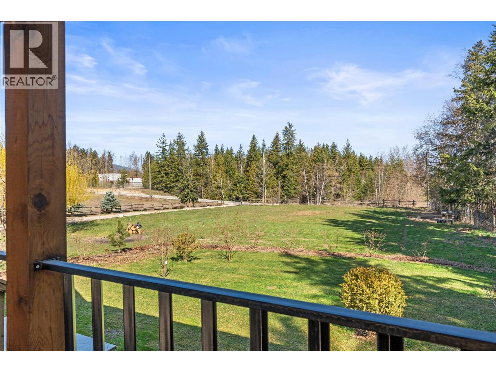4150 20 Avenue SE, Salmon Arm, British Columbia  V1E 1X9 - Photo 52 - 10389959