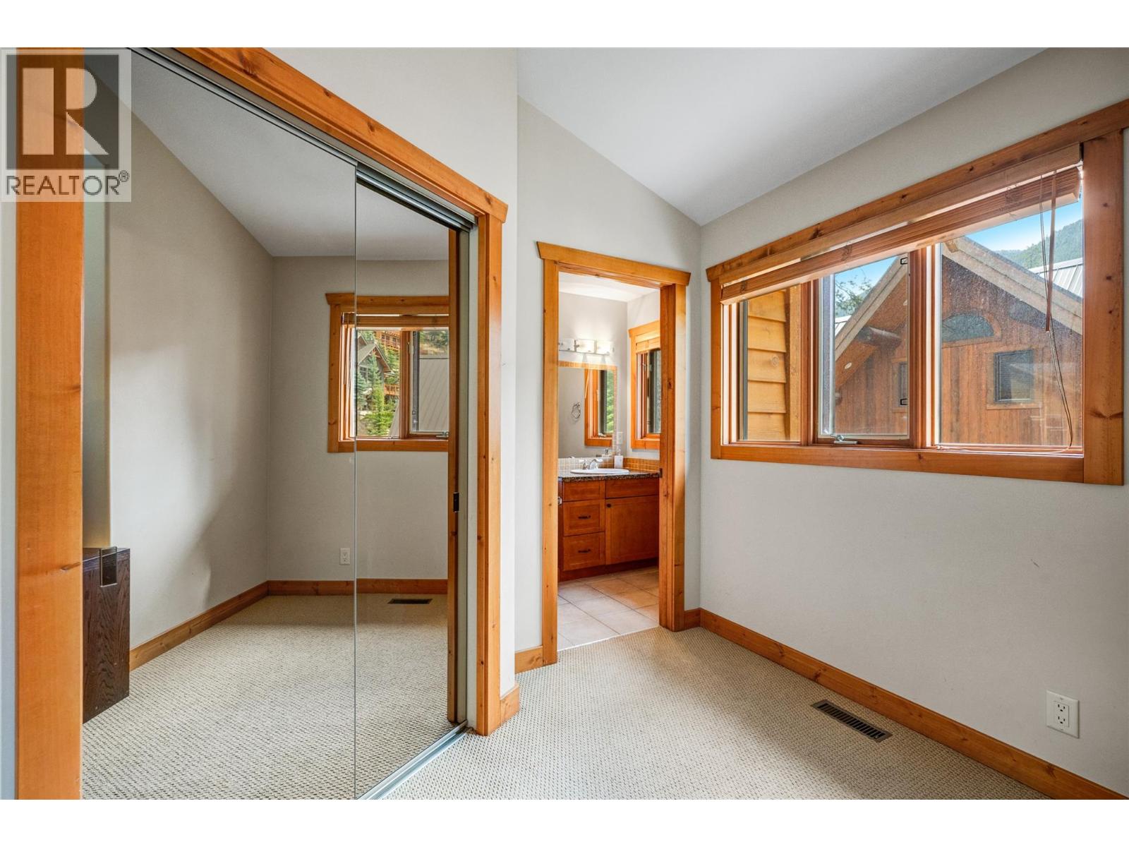 1802 Greywolf Drive, Panorama, British Columbia  V0A 1T0 - Photo 44 - 10396017