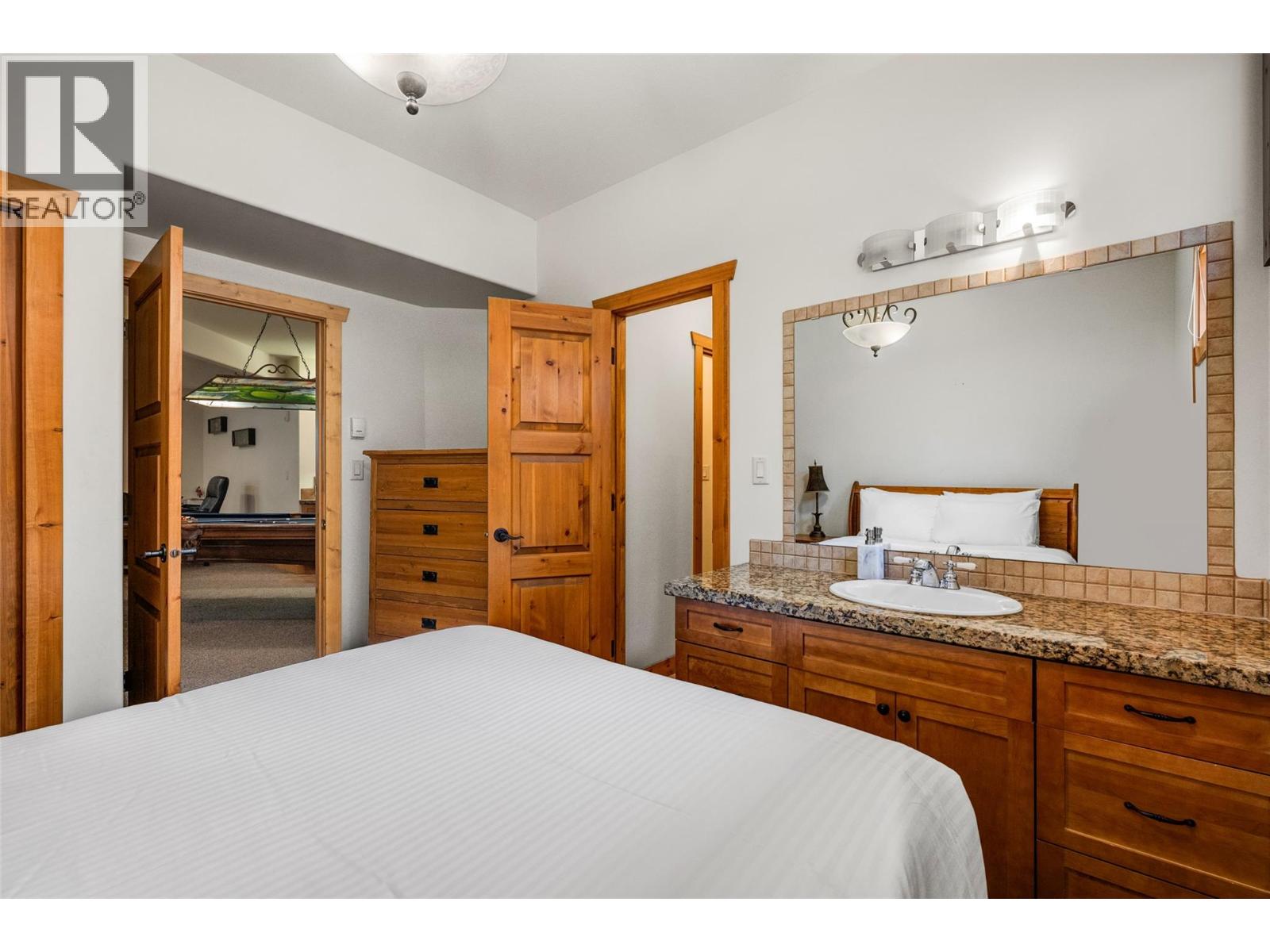 1802 Greywolf Drive, Panorama, British Columbia  V0A 1T0 - Photo 77 - 10396017