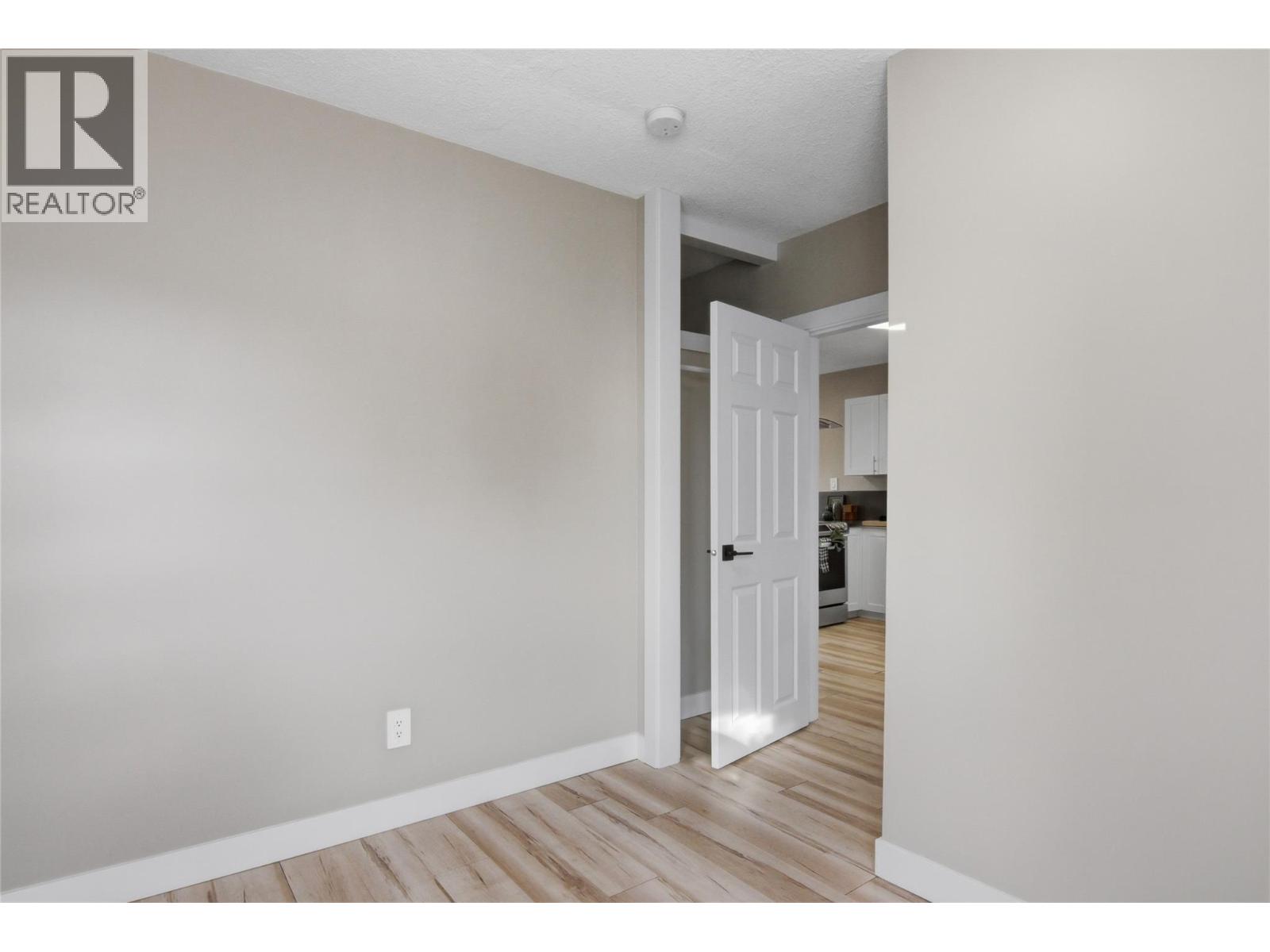 121 Willow Street, Kamloops, British Columbia V2B 4C6 - Photo 23 - 10395277