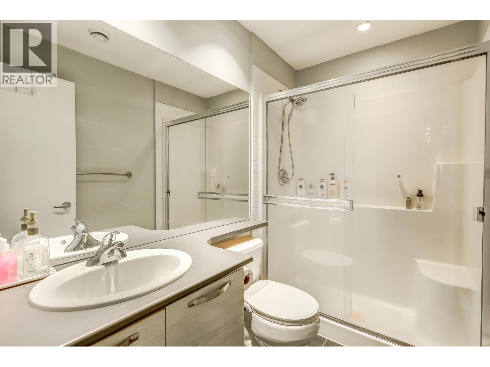 304 7478 Byrnepark Walk, Burnaby, British Columbia  V3N 0B5 - Photo 23 - R3150751