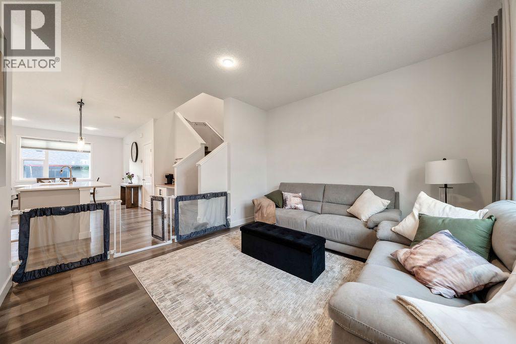 163 Highview Gate SE, Airdrie, Alberta  T4A 3L6 - Photo 8 - A2321006