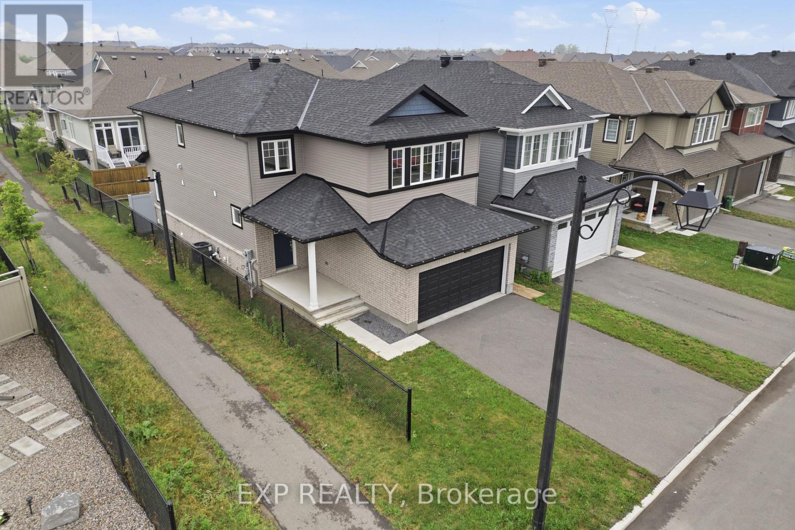 846 Sendero Way, Ottawa, Ontario  K2S 2W9 - Photo 3 - X13615128