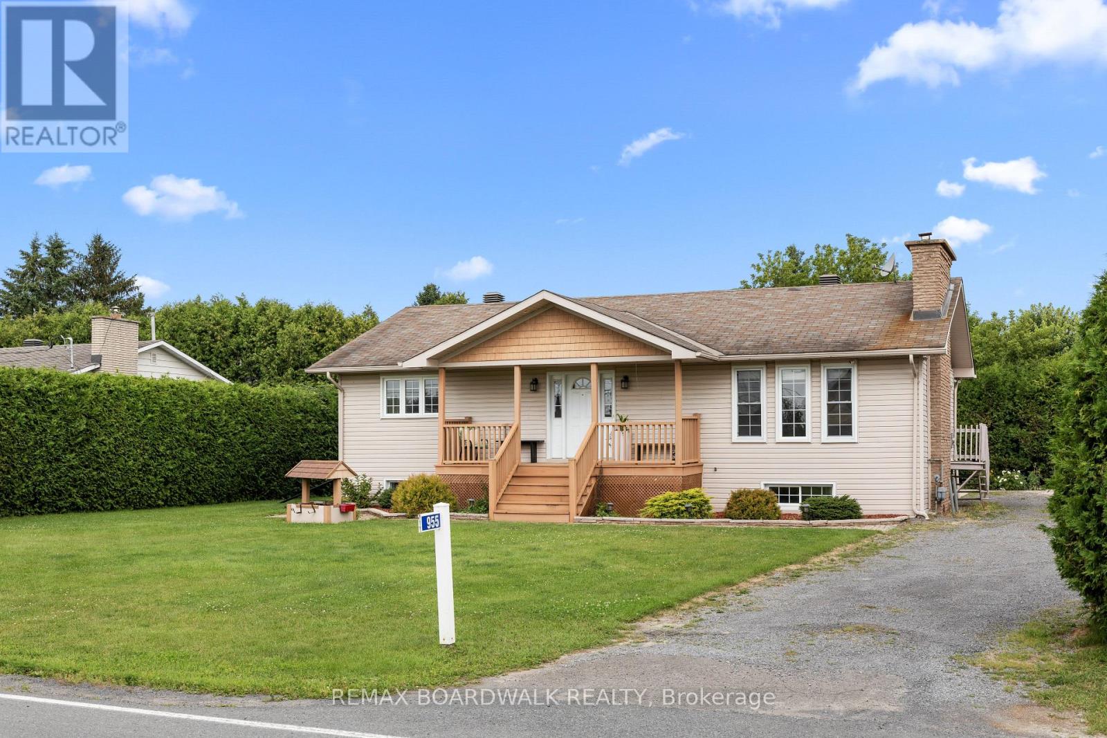 955 Lacroix Road, Clarence-Rockland, Ontario  K0A 2A0 - Photo 2 - X13615154