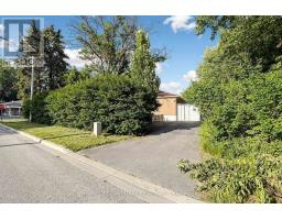 212 BEECHY DRIVE, Richmond Hill, Ontario