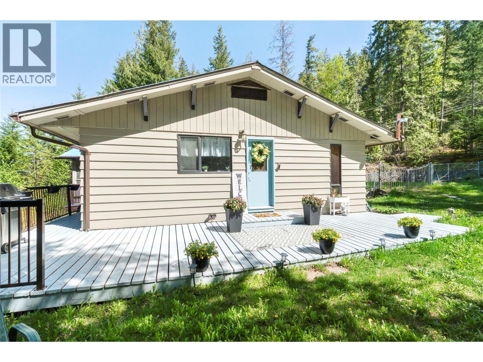 4265 Eagle Bay Road, Eagle Bay, British Columbia  V0E 1T0 - Photo 12 - 10385425
