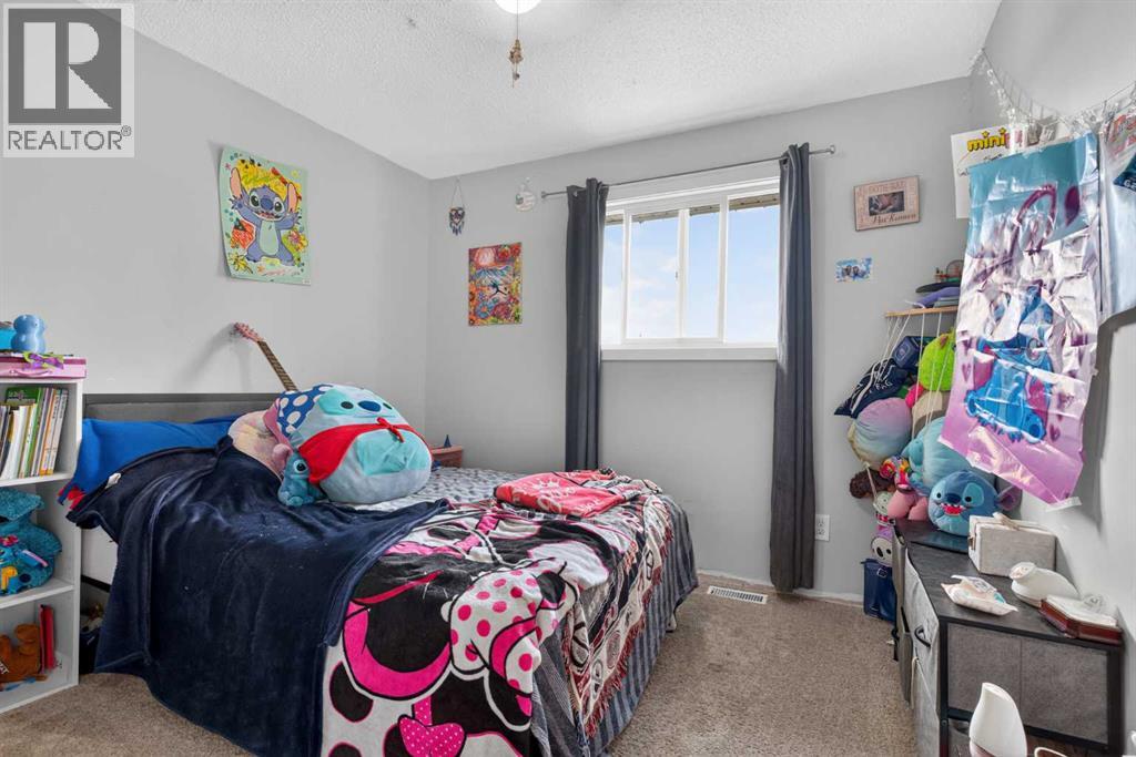 10004, 93 Ave, Wembley, Alberta  T0H 3S0 - Photo 11 - A2325156