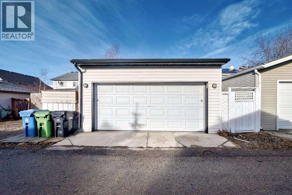 240 Prestwick Way SE, Calgary, Alberta  T2Z 2Z5 - Photo 24 - A2293982