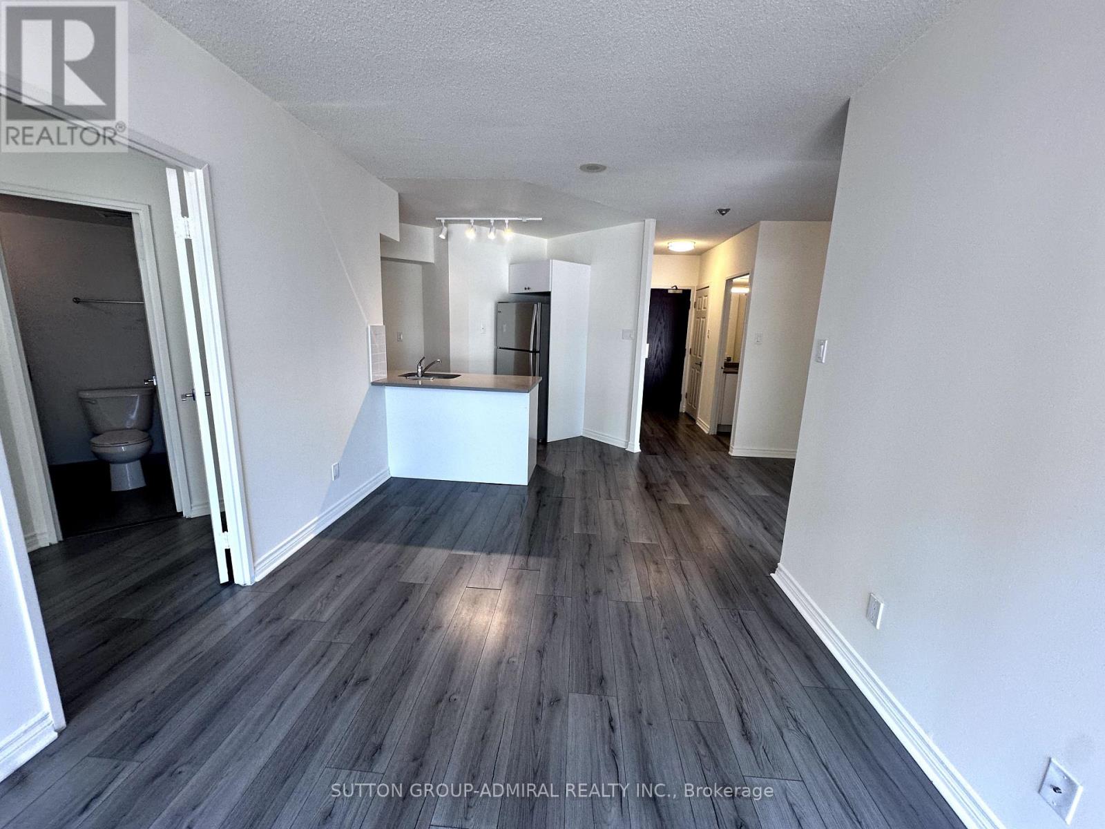 2103 - 736 Bay Street, Toronto, Ontario  M5G 2M4 - Photo 14 - C13615178