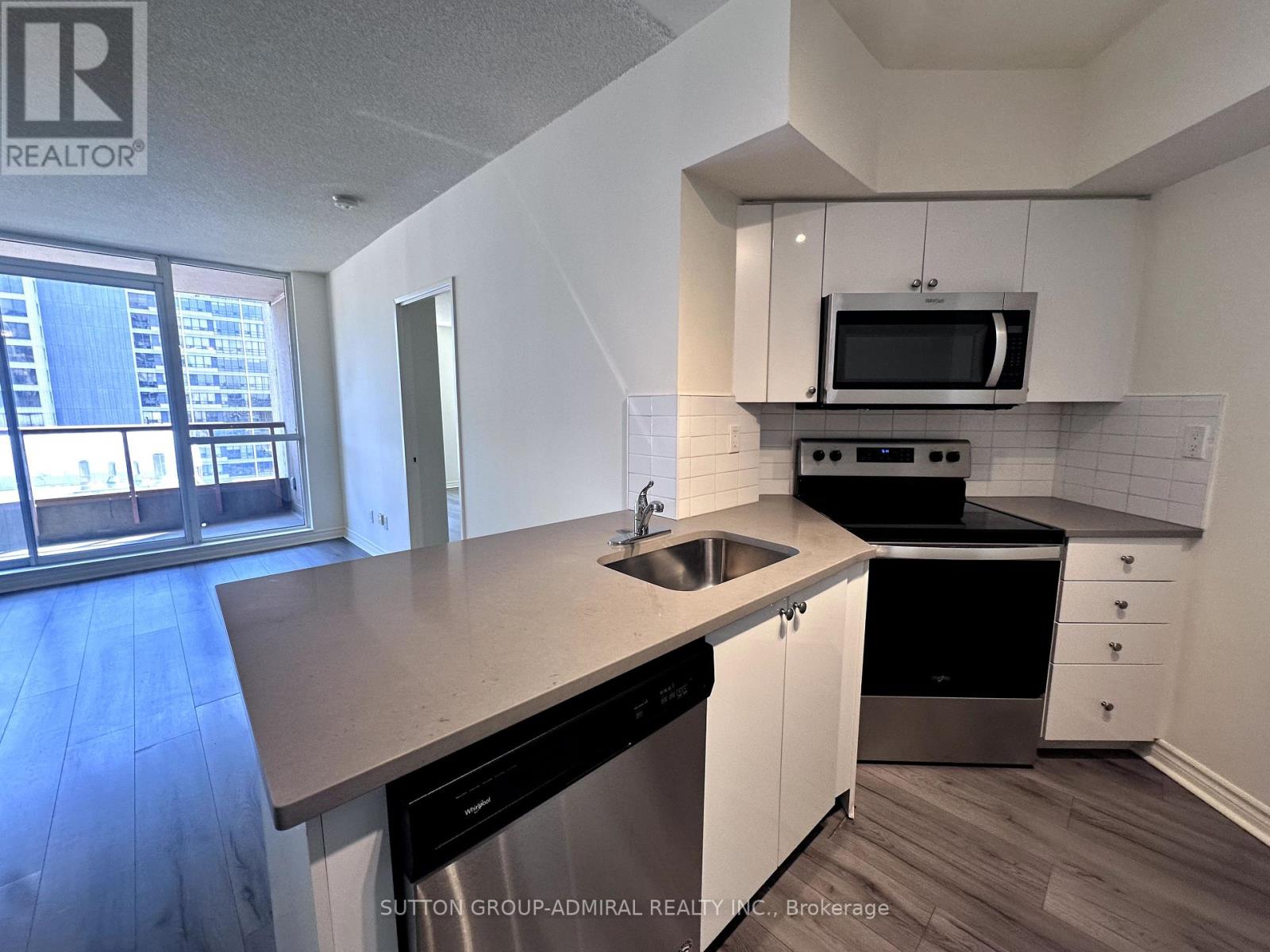 2103 - 736 Bay Street, Toronto, Ontario  M5G 2M4 - Photo 8 - C13615178