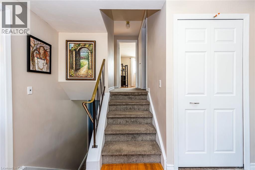 31 Darlington Drive, Hamilton, Ontario  L9C 2L8 - Photo 12 - 40851556