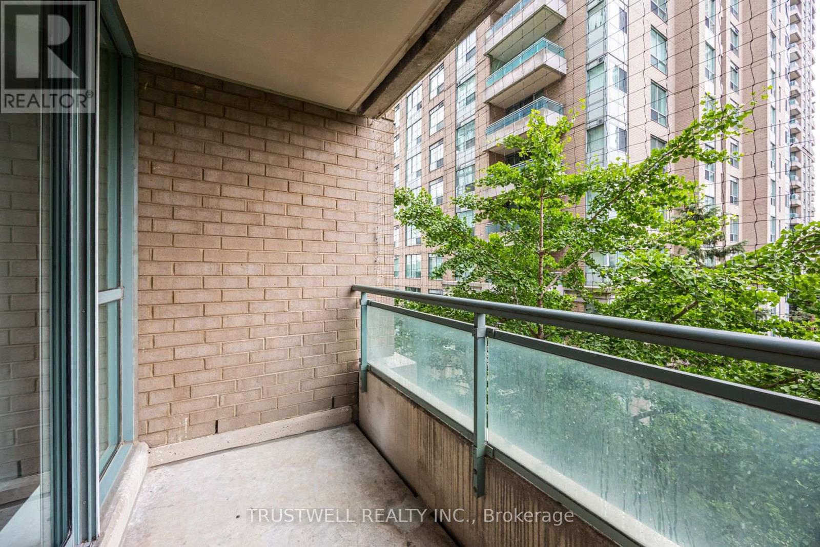 401 - 39 Pemberton Avenue, Toronto, Ontario  M2M 4L6 - Photo 20 - C13611222
