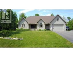 110 MONCK Square, deep river, Ontario