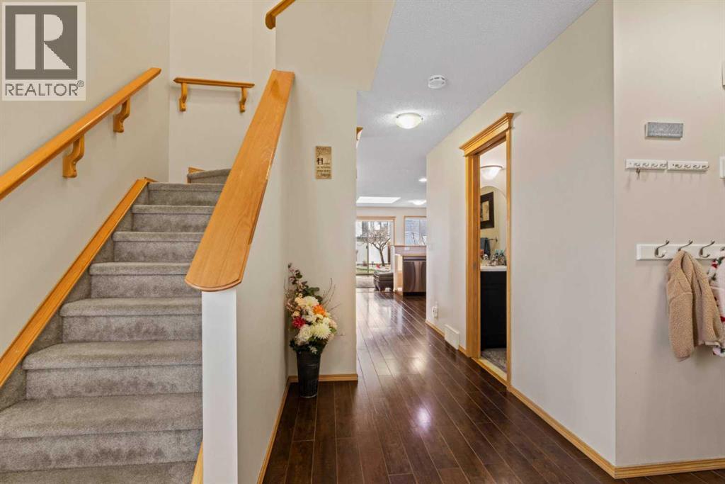 10 Taralea Bay NE, Calgary, Alberta  T3J 5H1 - Photo 5 - A2303343