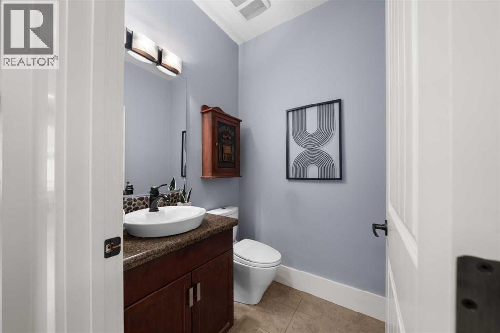 11 Aspen Cliff Place Sw, Calgary, Alberta  T3H 0M1 - Photo 15 - A2322884