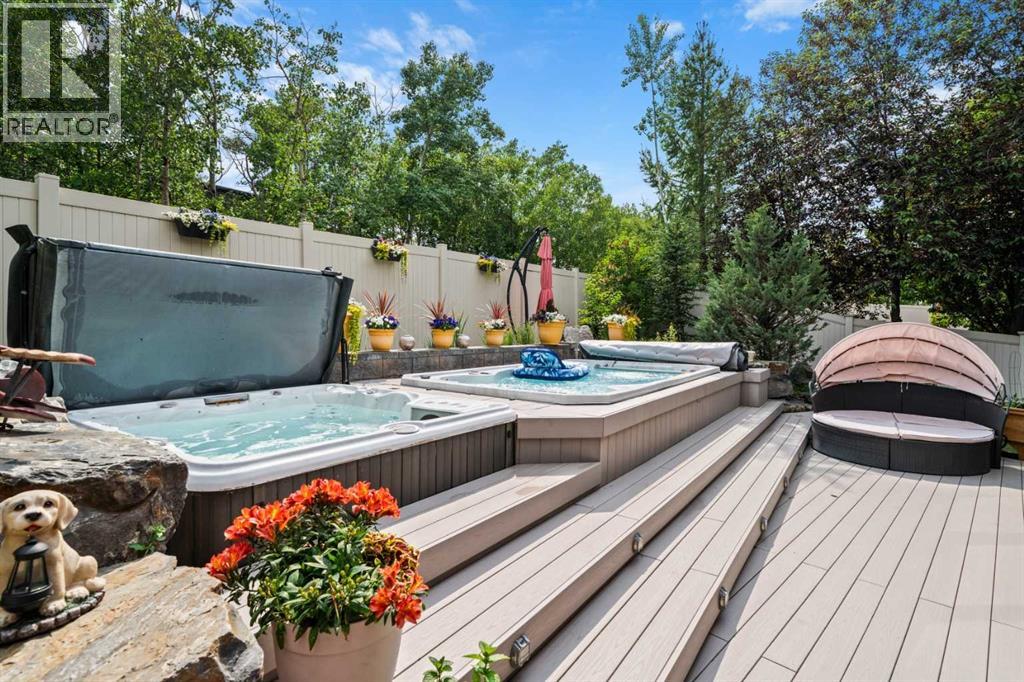 11 Aspen Cliff Place SW, Calgary, Alberta