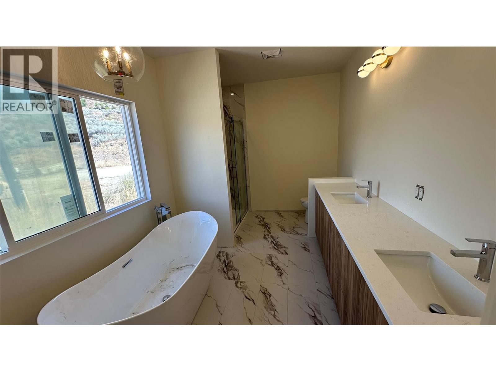 4303 Painted Turtle Drive, Vernon, British Columbia  V1T 9W4 - Photo 9 - 10382897