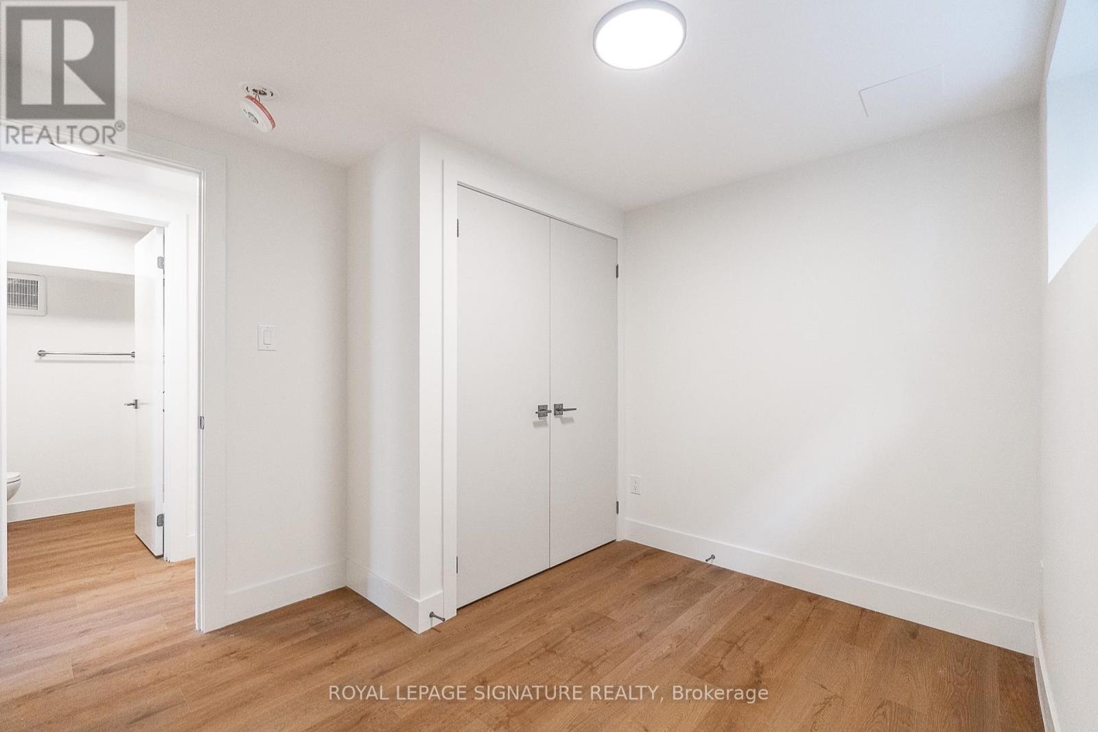 1 - 7 Earnscliffe Road, Toronto, Ontario  M6E 1J4 - Photo 7 - C13615216