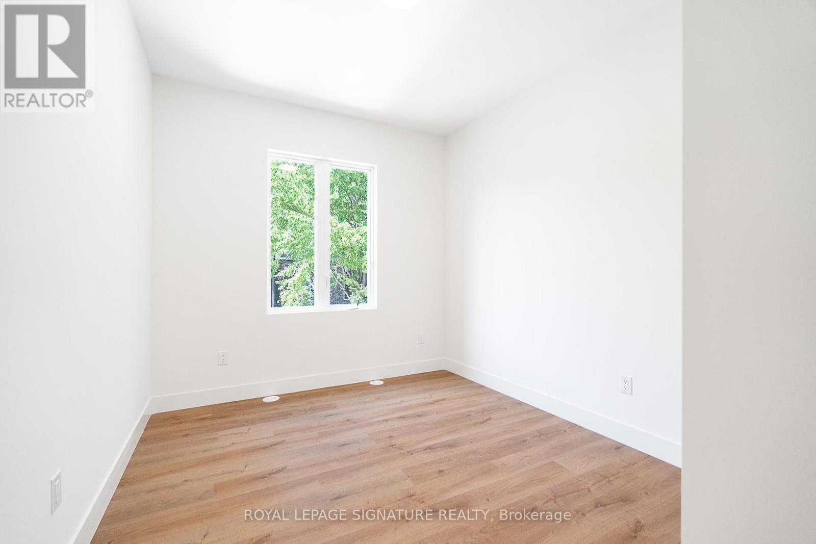 7 - 7 Earnscliffe Road, Toronto, Ontario  M6E 1J4 - Photo 5 - C13615218