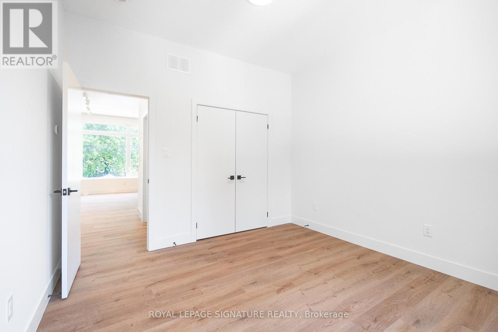 7 - 7 Earnscliffe Road, Toronto, Ontario  M6E 1J4 - Photo 8 - C13615218