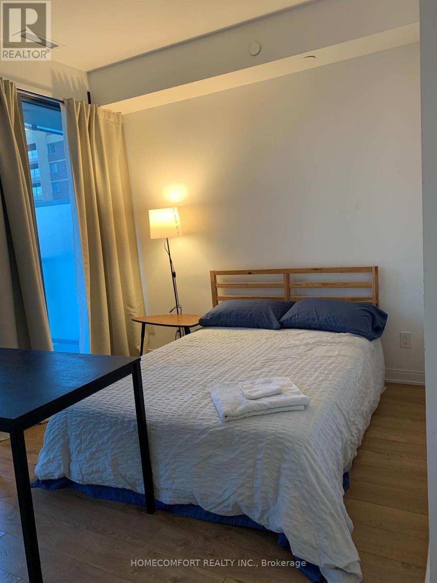 1702 - 50 Charles Street E, Toronto, Ontario  M4Y 1T1 - Photo 2 - C13615244