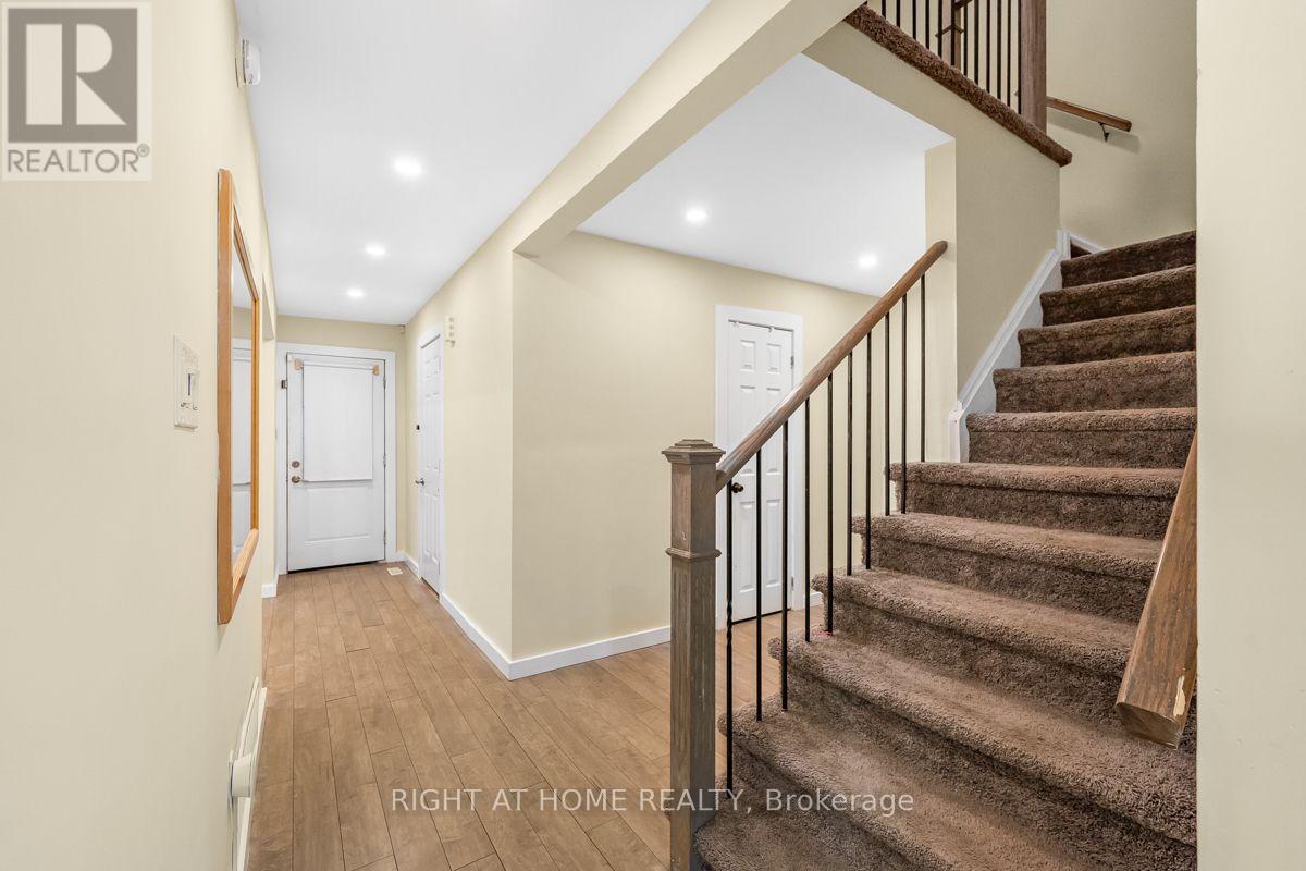 1361 Brands Court, Pickering, Ontario  L1V 2T2 - Photo 11 - E13615238