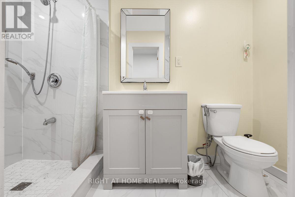 1361 Brands Court, Pickering, Ontario  L1V 2T2 - Photo 15 - E13615238