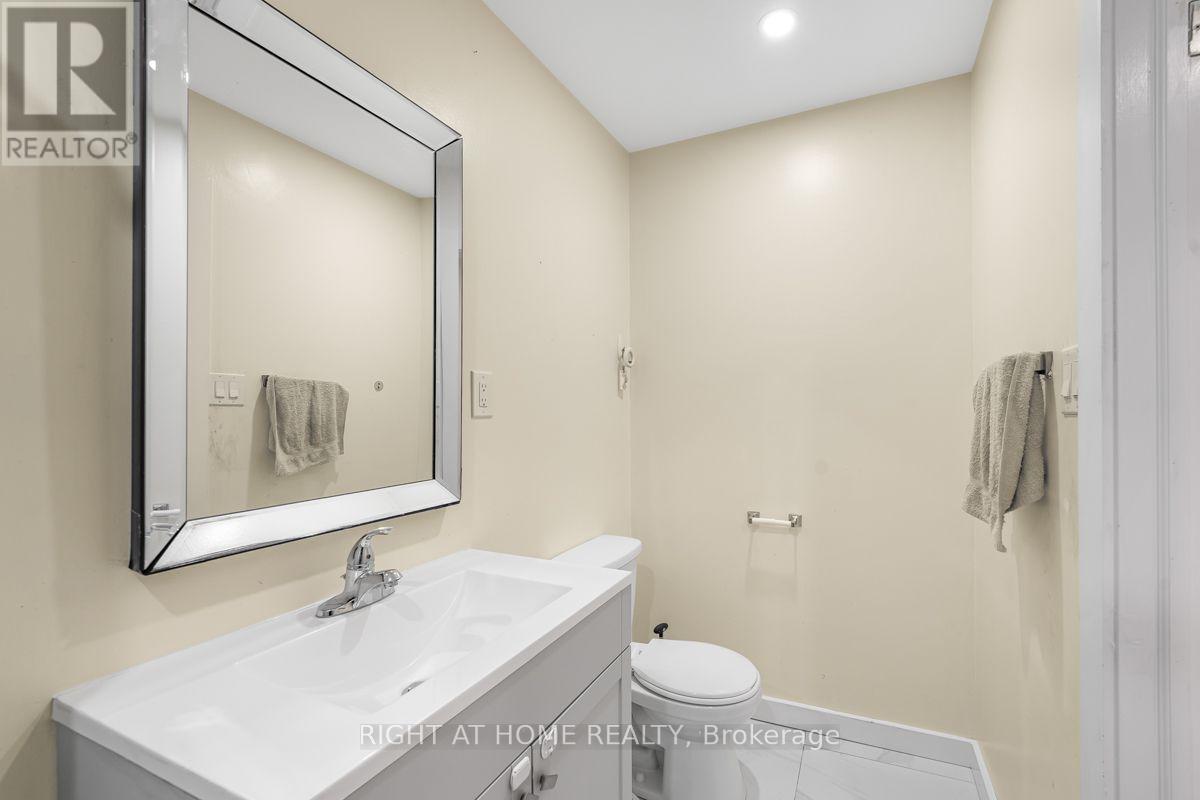 1361 Brands Court, Pickering, Ontario  L1V 2T2 - Photo 16 - E13615238