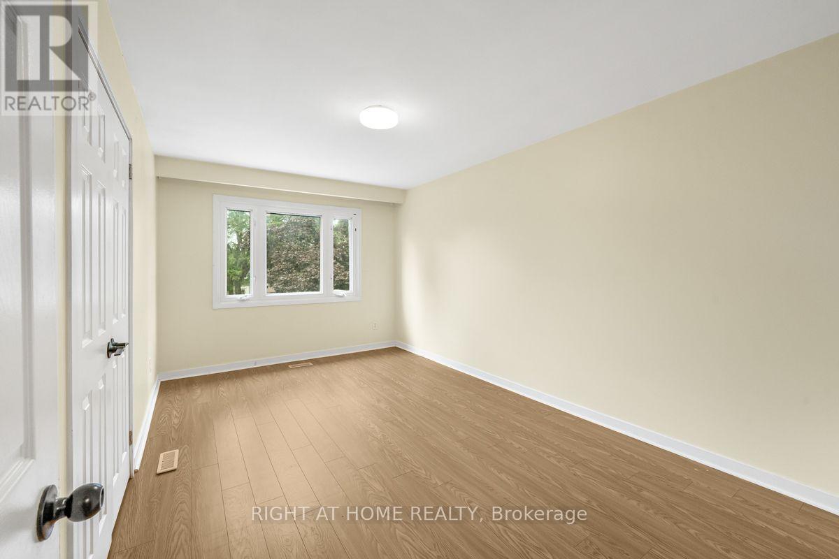 1361 Brands Court, Pickering, Ontario  L1V 2T2 - Photo 19 - E13615238
