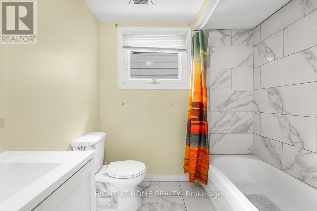 1361 Brands Court, Pickering, Ontario  L1V 2T2 - Photo 29 - E13615238