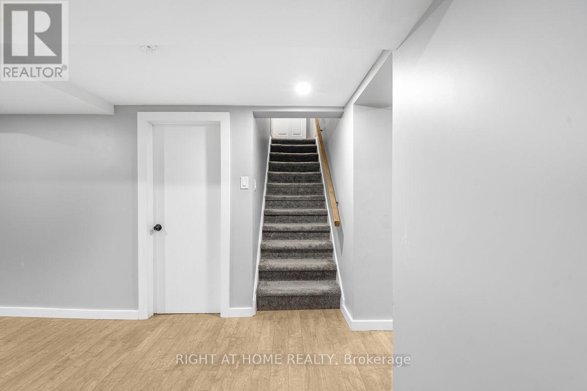 1361 Brands Court, Pickering, Ontario  L1V 2T2 - Photo 30 - E13615238
