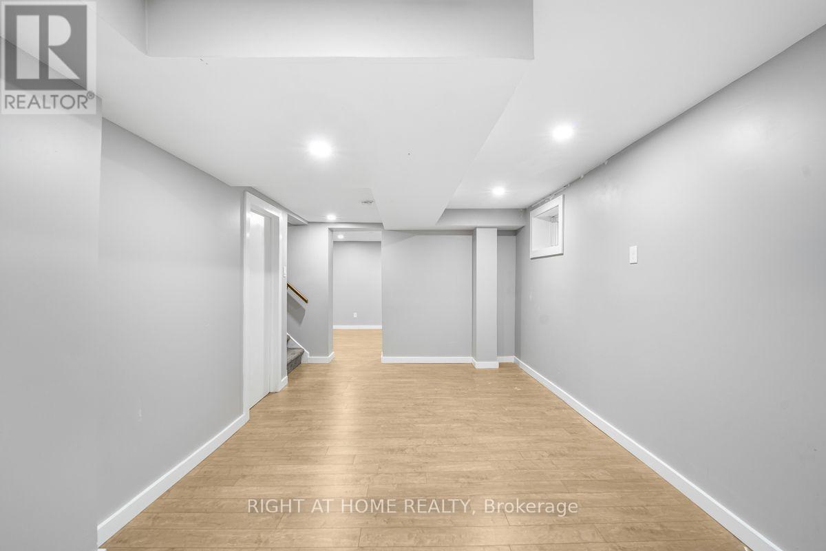 1361 Brands Court, Pickering, Ontario  L1V 2T2 - Photo 34 - E13615238