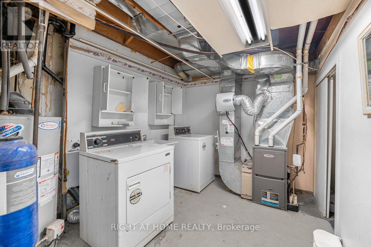 1361 Brands Court, Pickering, Ontario  L1V 2T2 - Photo 36 - E13615238