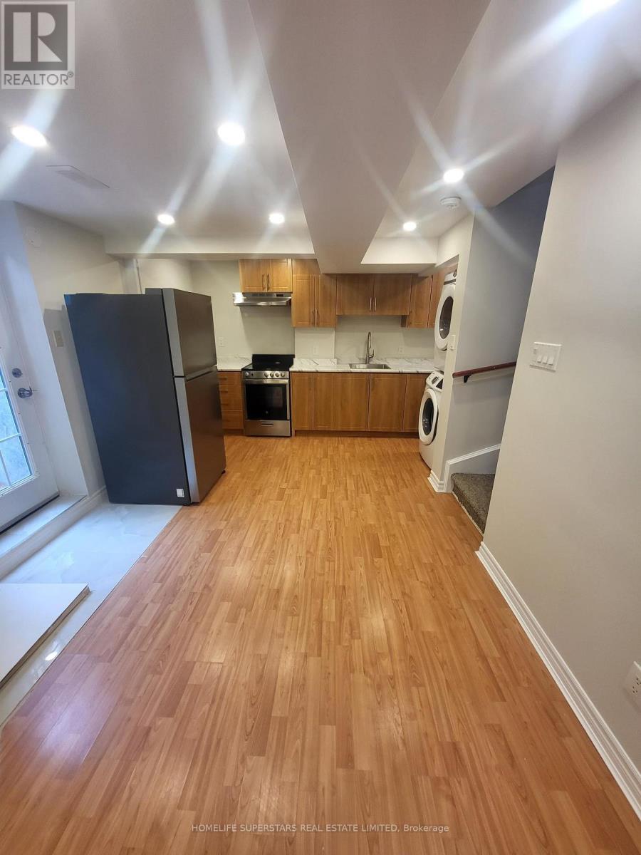 1585 Gowling Terrace, Milton, Ontario  L9T 5J7 - Photo 2 - W13615236
