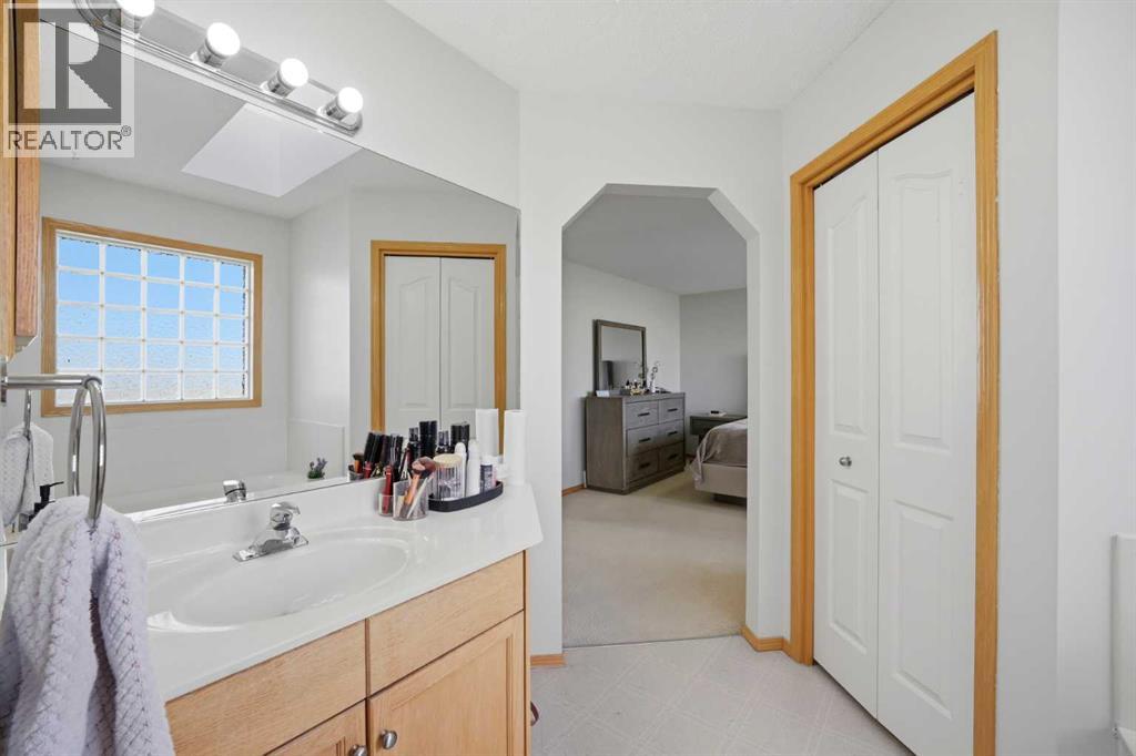 101 Coville Crescent Ne, Calgary, Alberta  T3K 5E3 - Photo 32 - A2317793