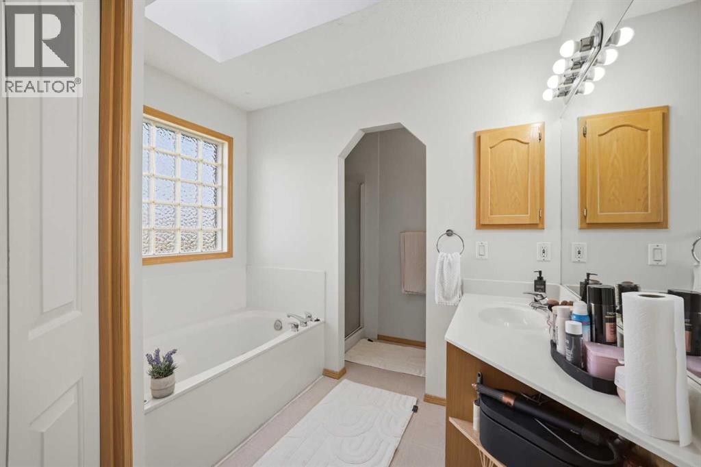 101 Coville Crescent Ne, Calgary, Alberta  T3K 5E3 - Photo 30 - A2317793
