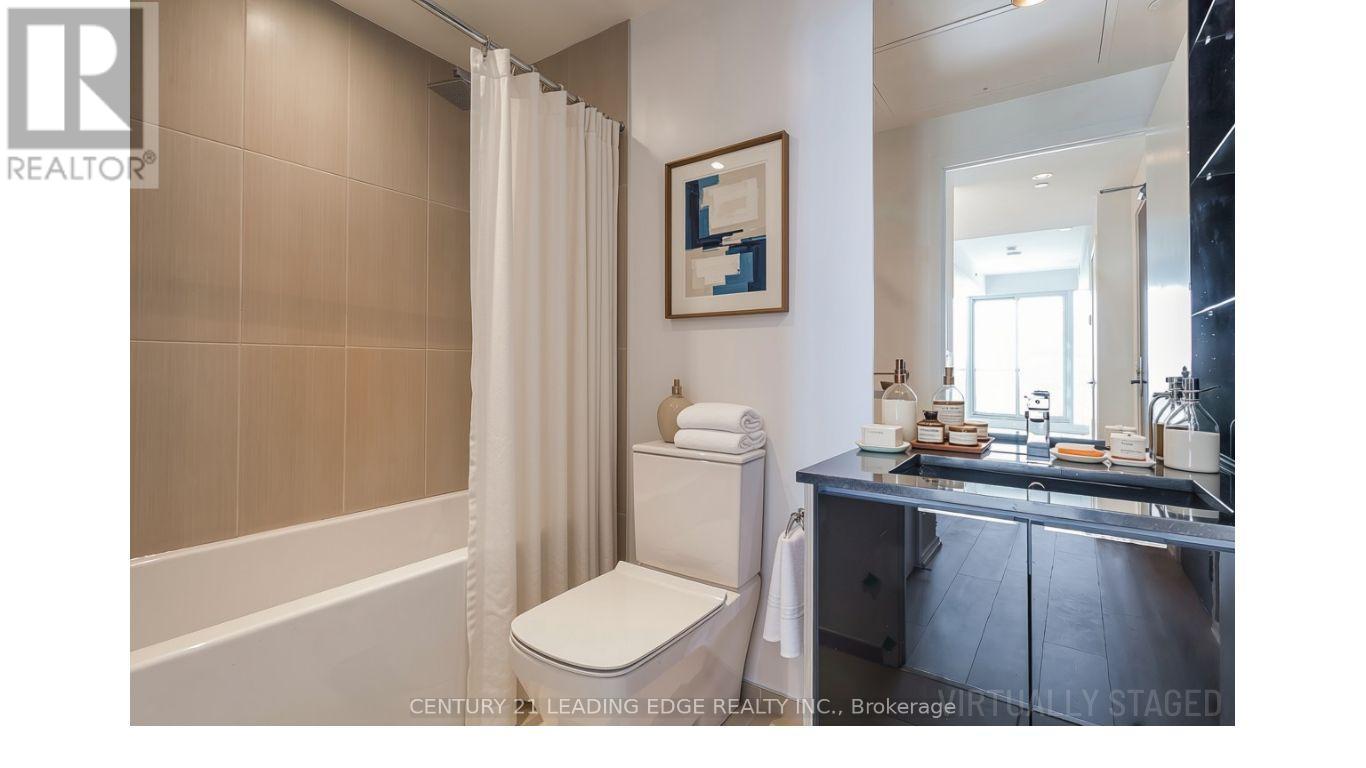 4409 - 70 Temperance Street, Toronto, Ontario  M5H 0B1 - Photo 12 - C13612974