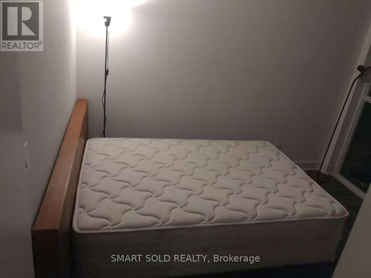 180 Fairview Mall Drive, Toronto, Ontario  M2J 4T1 - Photo 5 - C13615260
