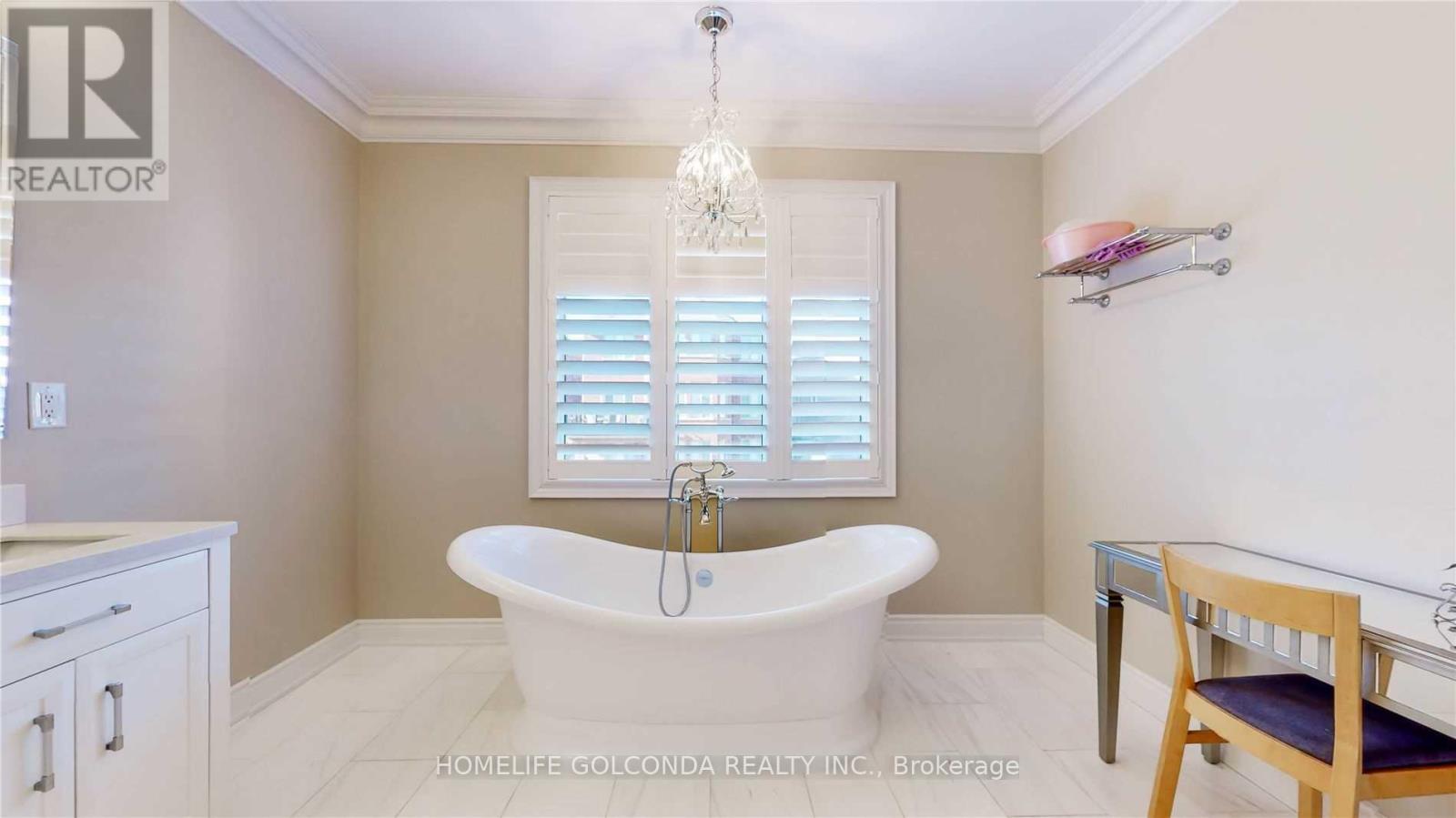 28 Stollery Pond Crescent, Markham, Ontario  L6C 0V1 - Photo 25 - N13615286