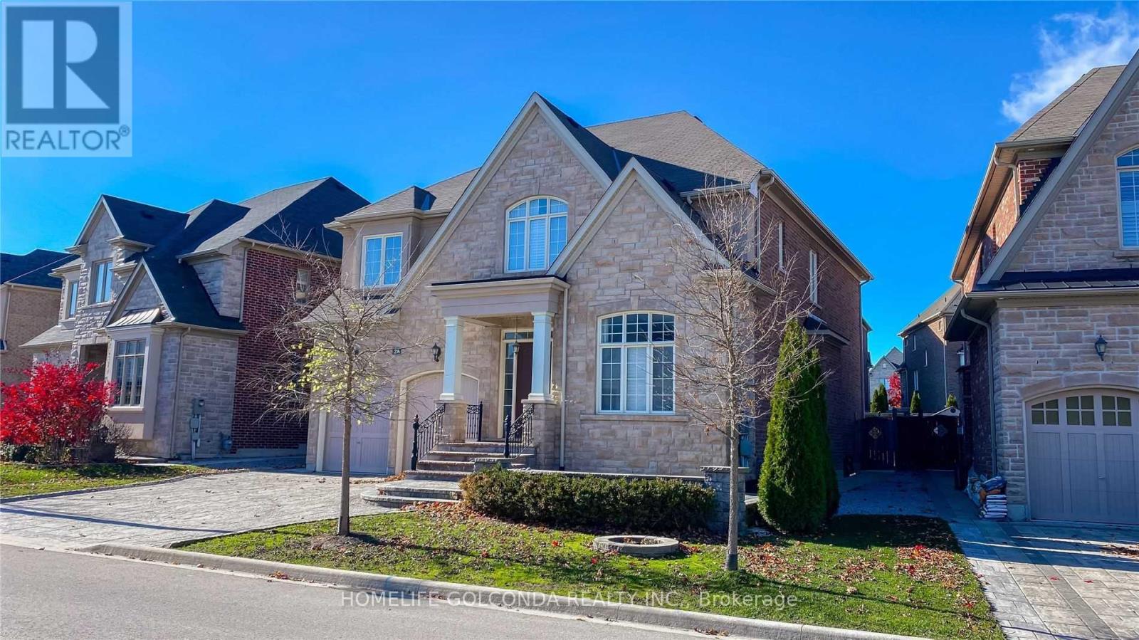 28 Stollery Pond Crescent, Markham, Ontario  L6C 0V1 - Photo 3 - N13615286