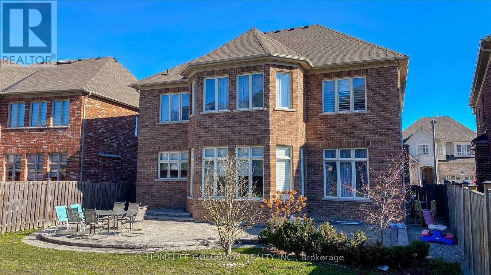 28 Stollery Pond Crescent, Markham, Ontario  L6C 0V1 - Photo 32 - N13615286