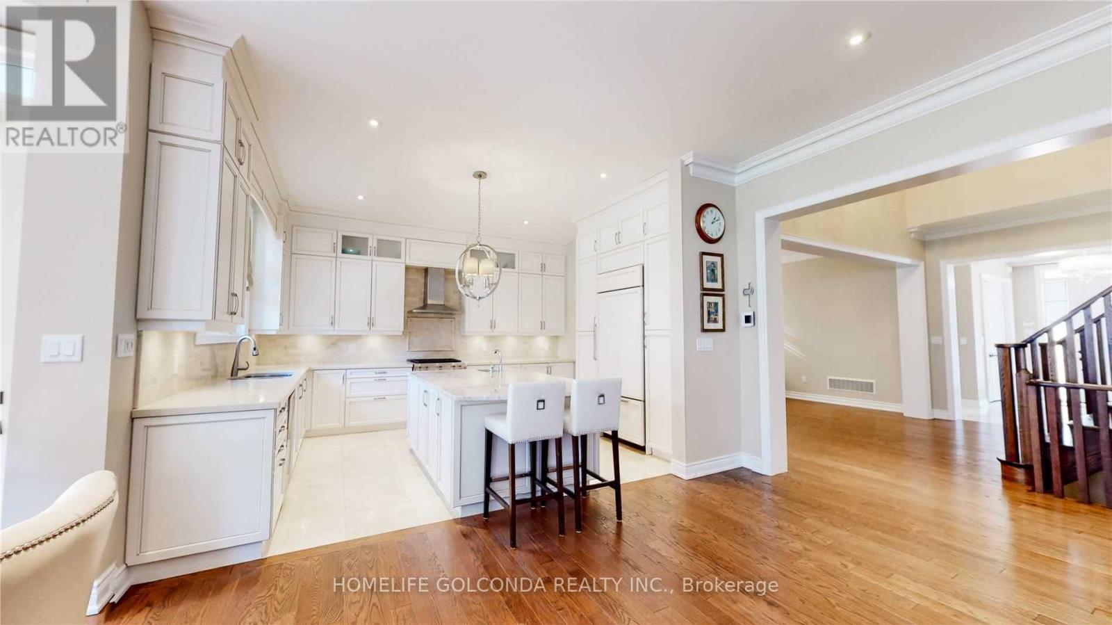 28 Stollery Pond Crescent, Markham, Ontario  L6C 0V1 - Photo 7 - N13615286