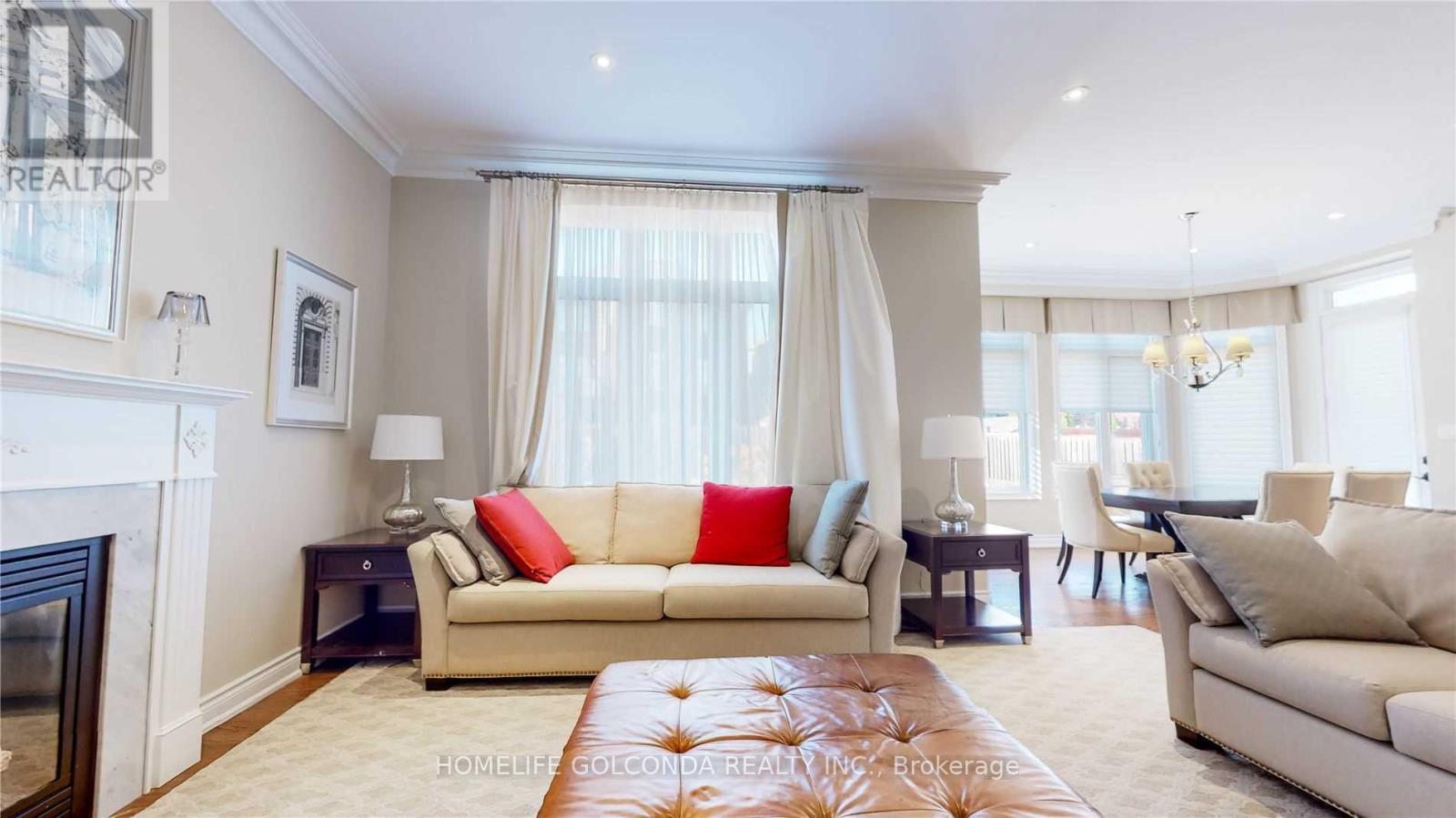 28 Stollery Pond Crescent, Markham, Ontario  L6C 0V1 - Photo 9 - N13615286