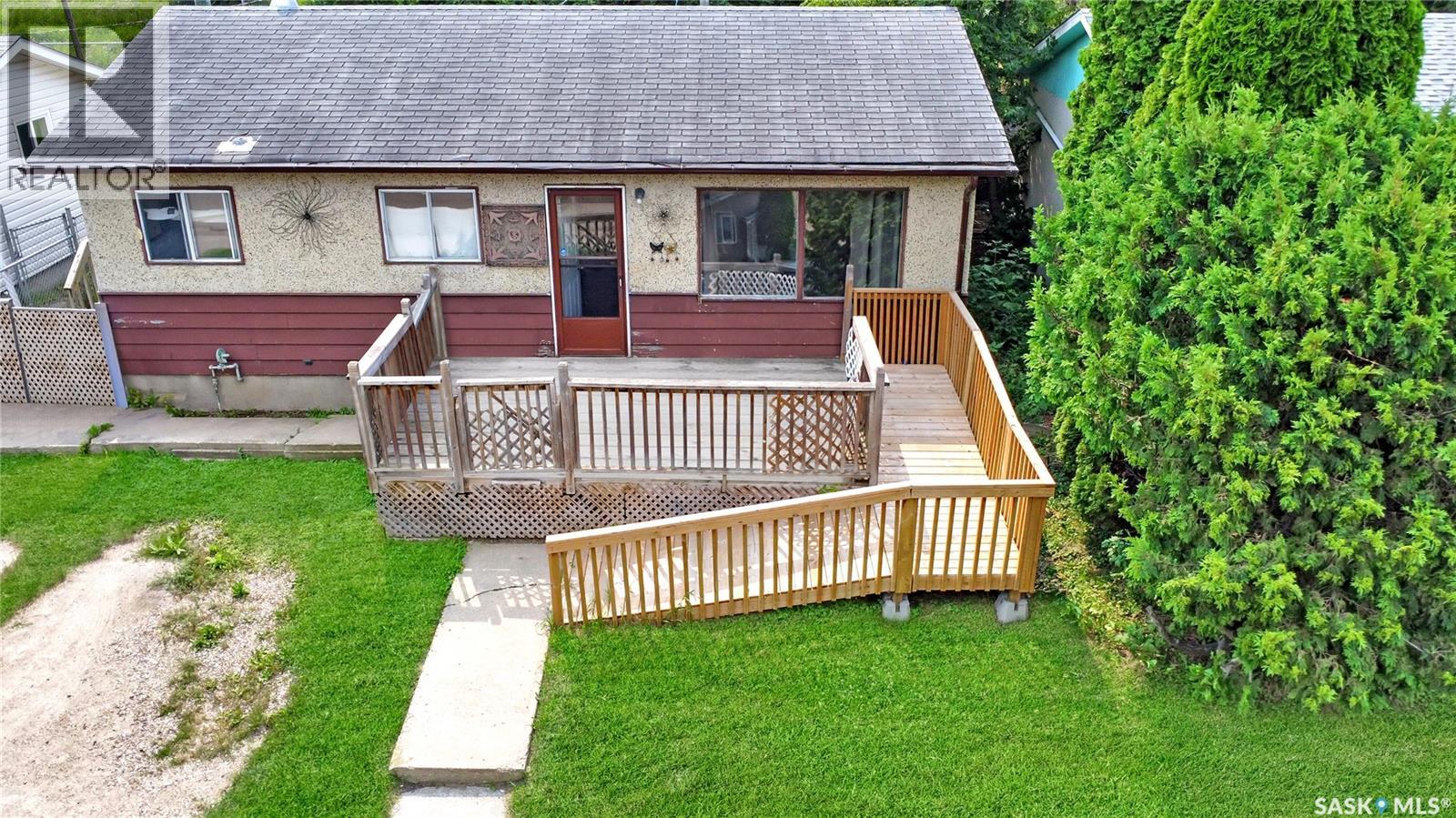 1787 13th Street W, Prince Albert, Saskatchewan  S6V 3K2 - Photo 2 - SK043719